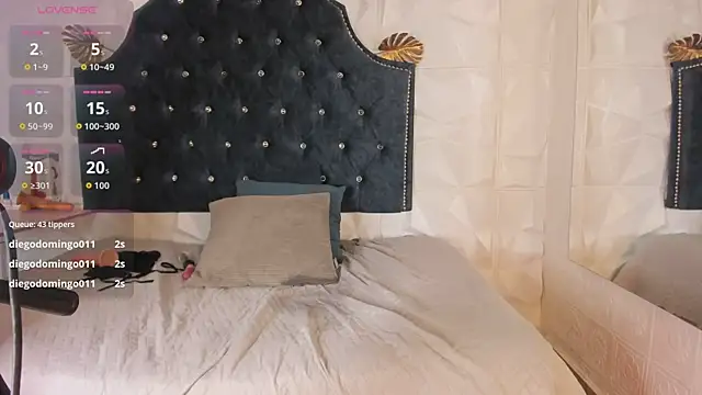 Chloe_moon1