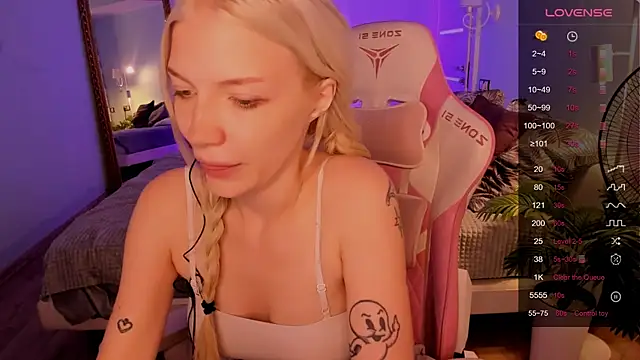 AnyaTaylor_