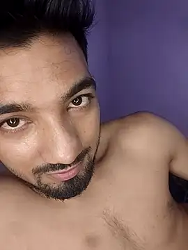ItsPlayboy031 live cam on StripChat