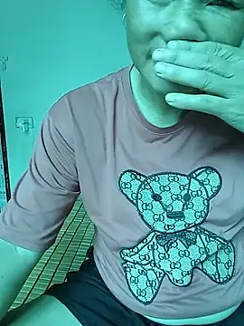 BlueGirlyeah webcam