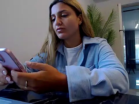 NicolePlay