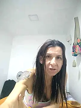 Cameron_puppy webcam