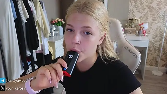 Maya_Rave
