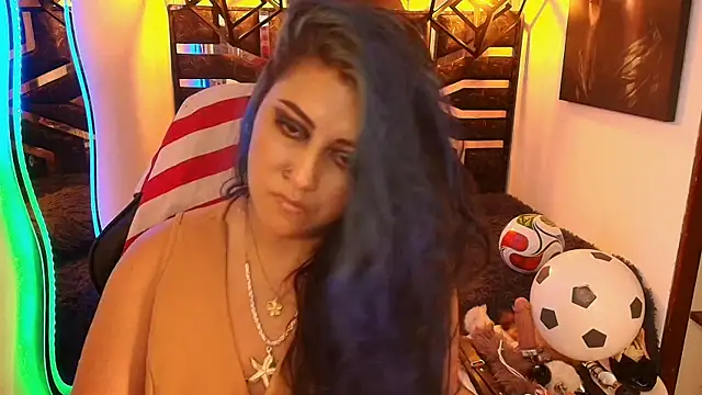 scarleth_blue webcam