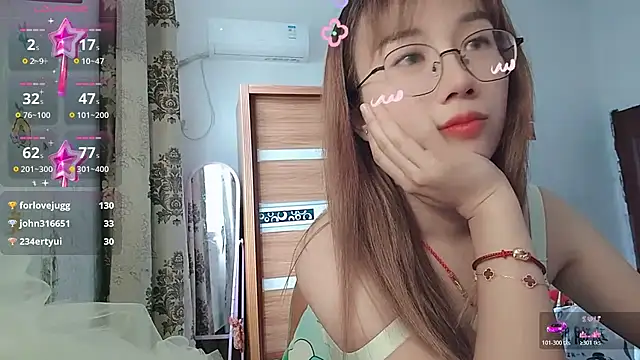 Lili_666 webcam