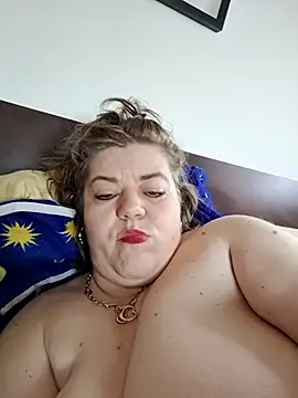 cindybbwsquirt webcam
