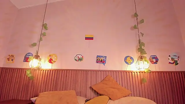 daphne_courtis webcam