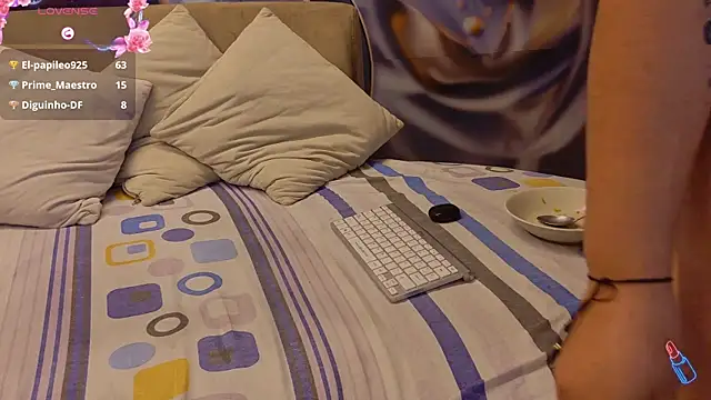 rouxinferno_cr webcam
