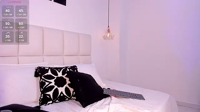 Megan_Brunette2 webcam
