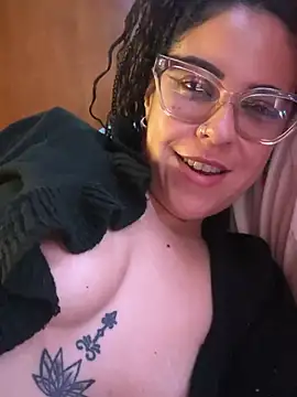 mariposapontiak420 webcam