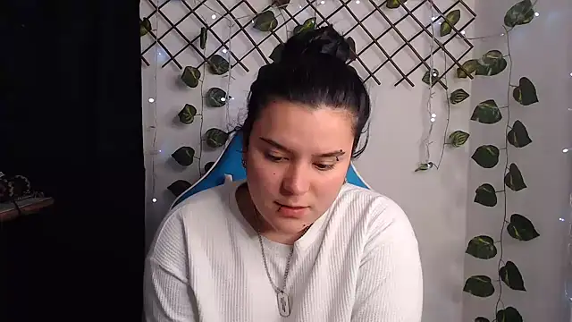 Nika_1_ live cam on StripChat