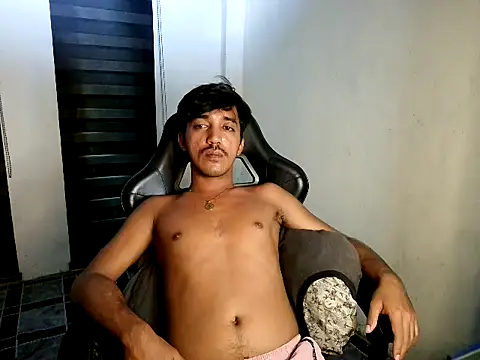 Spicy_RowyCam webcam