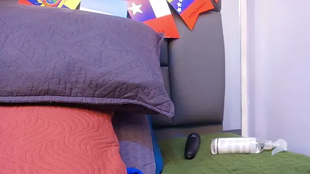 melany_roberts_ webcam