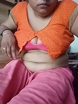 Menka_cut34 webcam