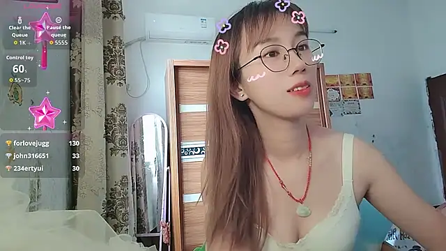 Lili_666 webcam