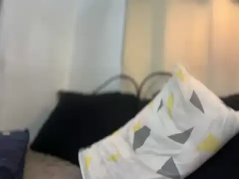 Larathegr8t webcam