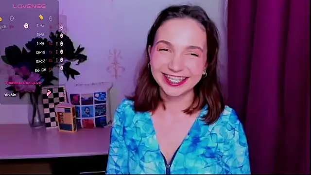 KindHazelHere_ webcam