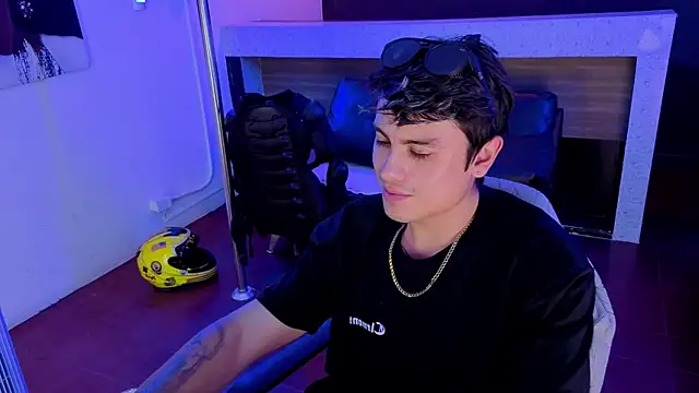 angel_still_ webcam