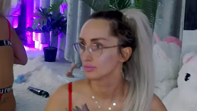 IsabelleEthan webcam