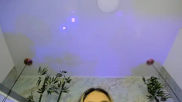 LittleeJaz webcam