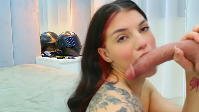 christahot webcam