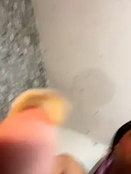 Newshantal_ webcam