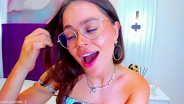 Kelly_Cuutie webcam