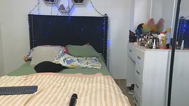 charlotte_077 webcam