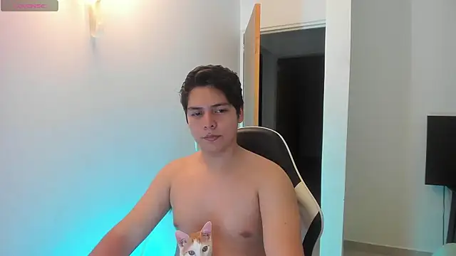 Asta_YunoXXX webcam