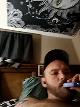 Nester8181 webcam