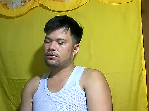 HairyHottestpinoyHandsome webcam