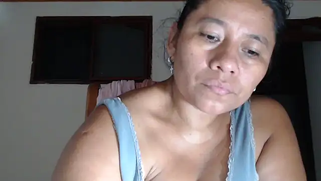 adrixxx38 webcam