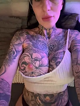 MeganWitch Live Webcam on Stripchat