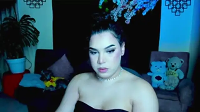 linda_zaam83866 webcam