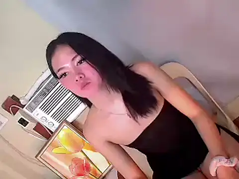 miss_satisfaction webcam