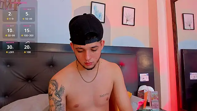 Boy_Mathew webcam