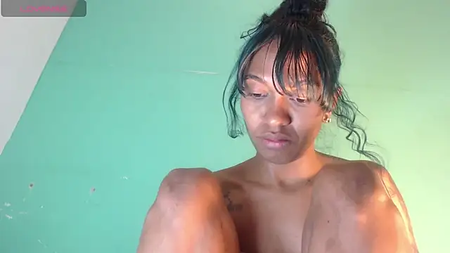 avaleri_cherry webcam