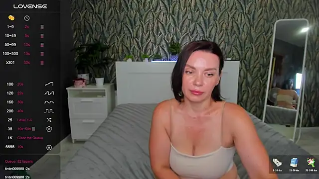 EveLibston webcam