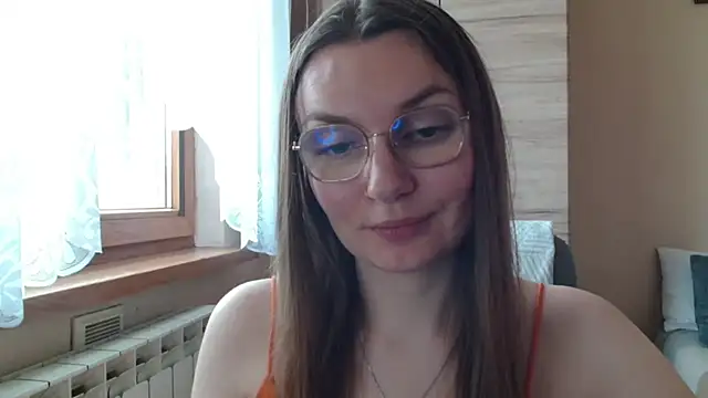LooveELLYx webcam