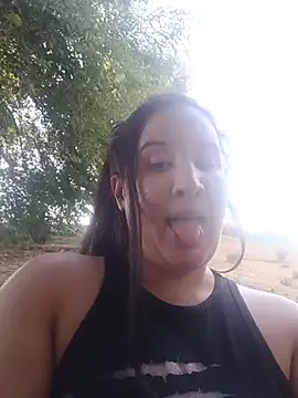 Xiomara_fiery webcam