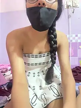 Sandhya_77 webcam