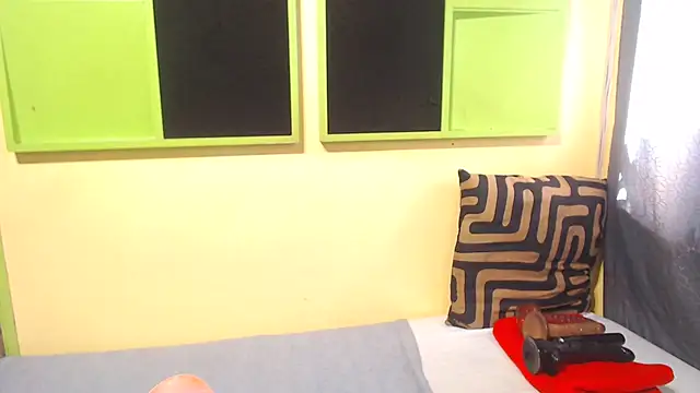 TallEbonyBabe webcam