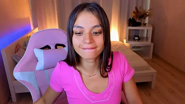 Kim_Bless webcam