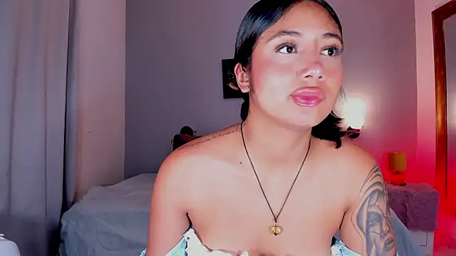KimTaylorW webcam