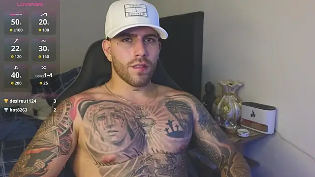 Ades_Lowe webcam