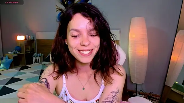 Maya_Campbell webcam