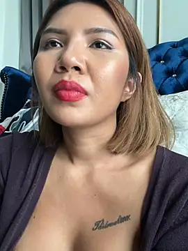 Alittleasiangirl webcam