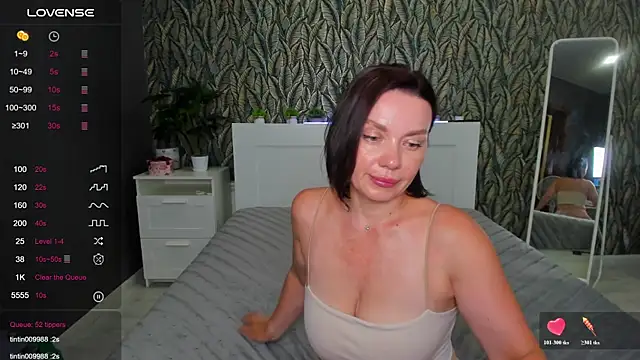 EveLibston webcam