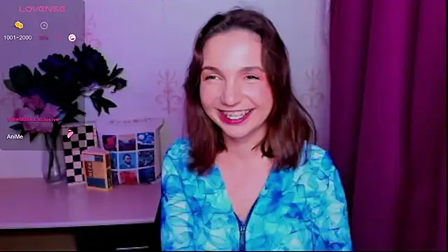 KindHazelHere_ webcam