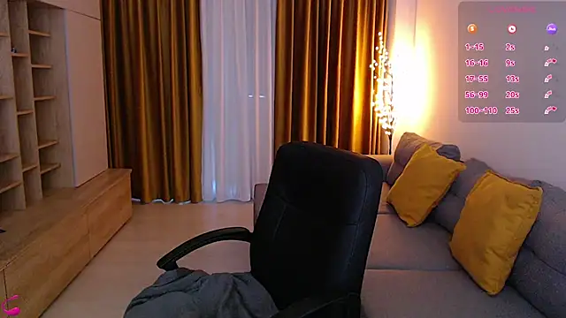 mia_bloomy webcam